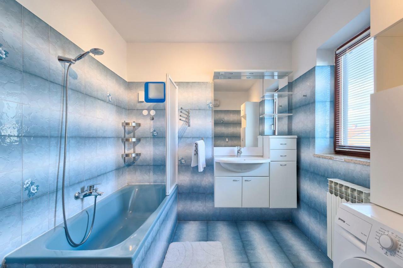 Active Apartment Пула Экстерьер фото