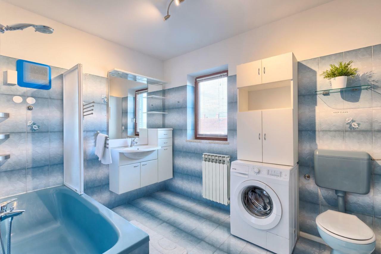 Active Apartment Пула Экстерьер фото